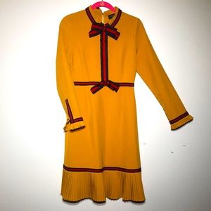 This  GRACIA dress is a small and has pockets and looks FABULOUS on!